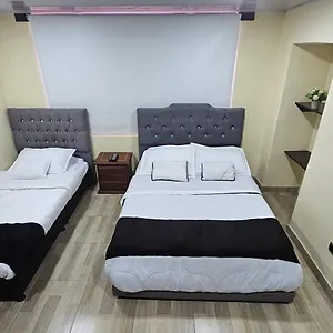 https://roma-lodges-house-campin-simon-bolivar-movistar-embajada.hotels-bogota.net